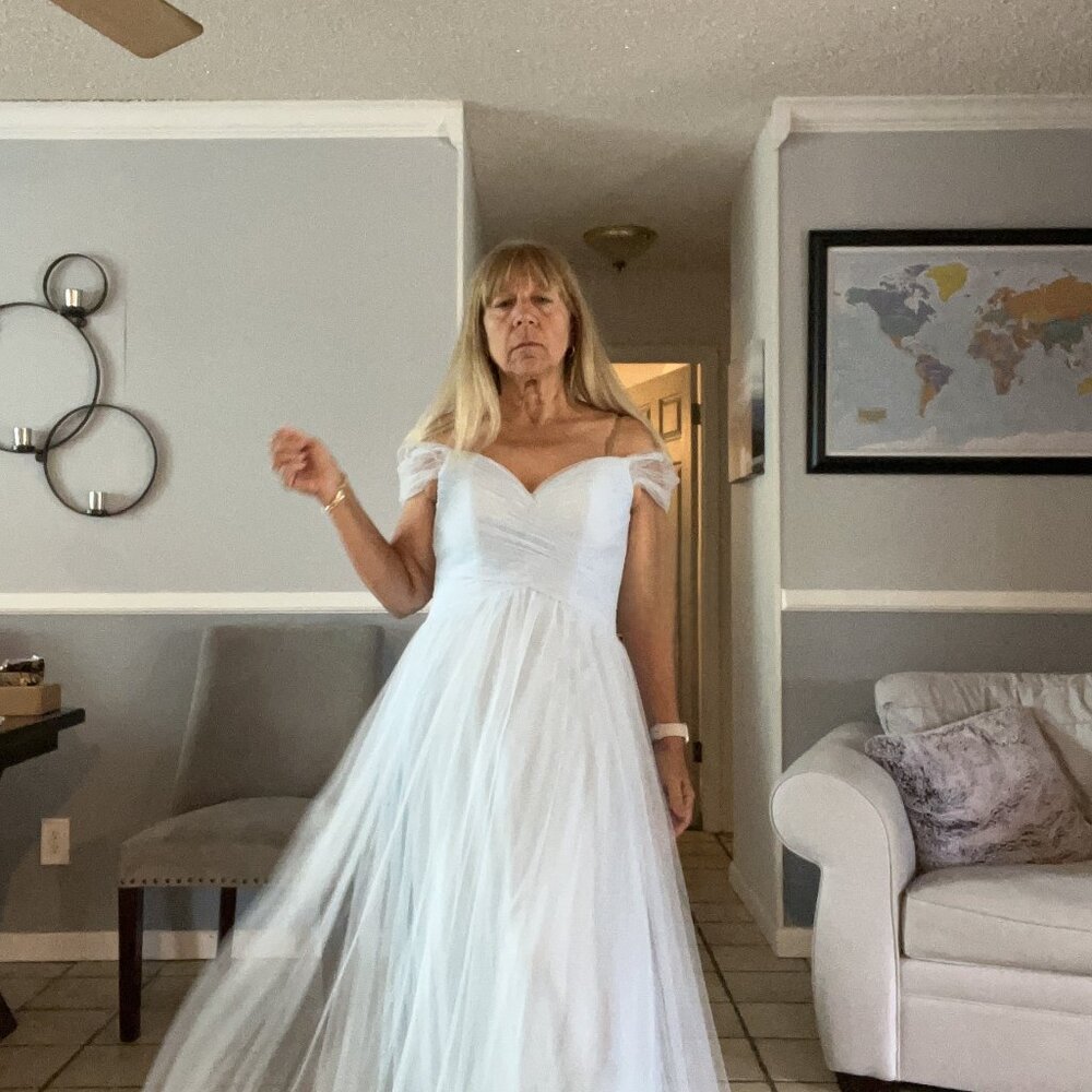 Prom Princess Ballgown in shimmery blue